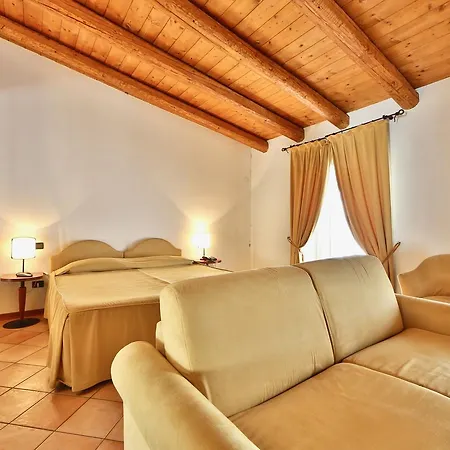 San Giusto Апарт-готель 4*